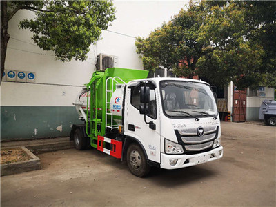 福田歐馬可4-5方餐廚垃圾車(chē) 高效環(huán)保的潲水處理利器